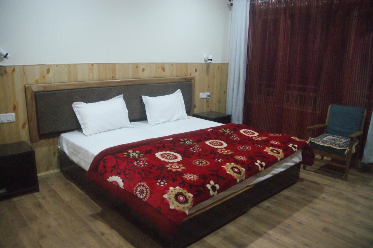 Chandan Guest House เลห์ ภายนอก รูปภาพ