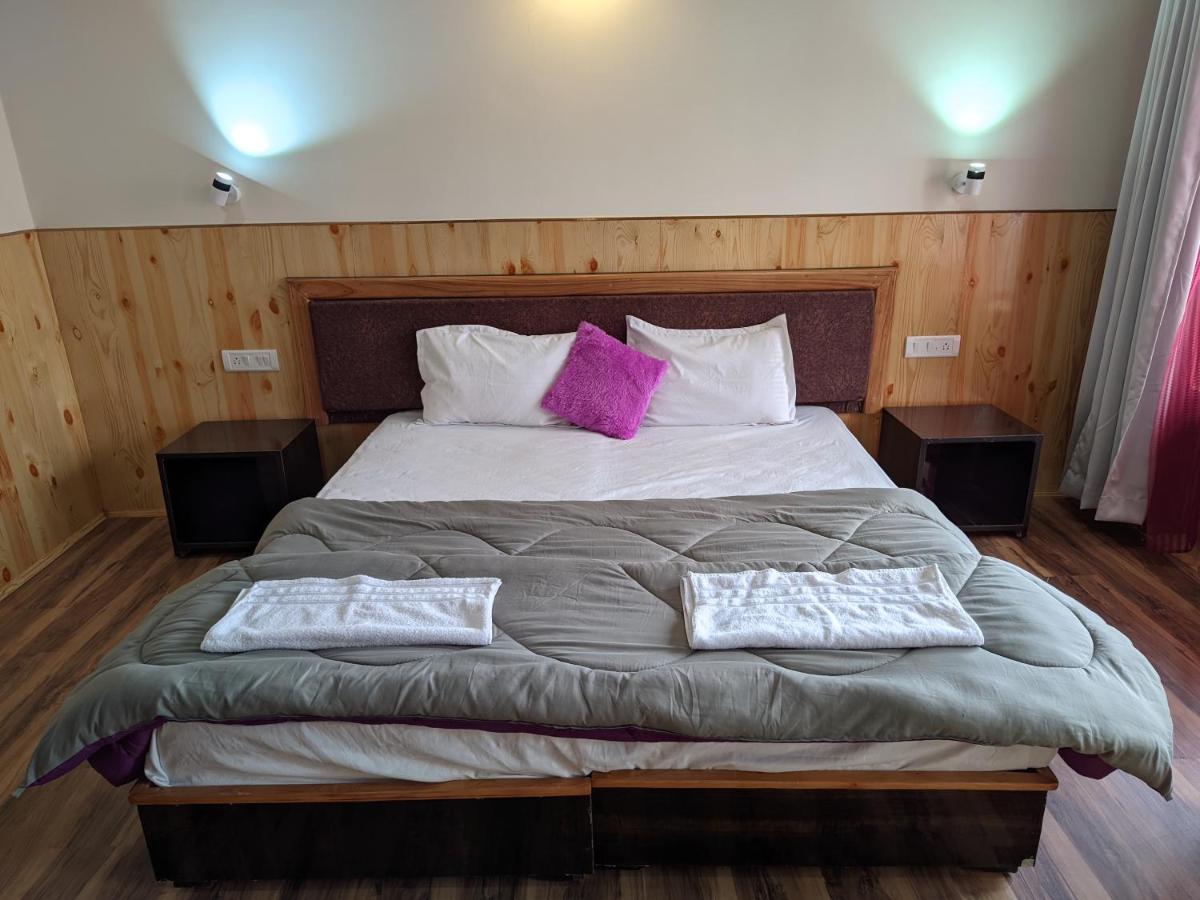 Chandan Guest House เลห์ ภายนอก รูปภาพ