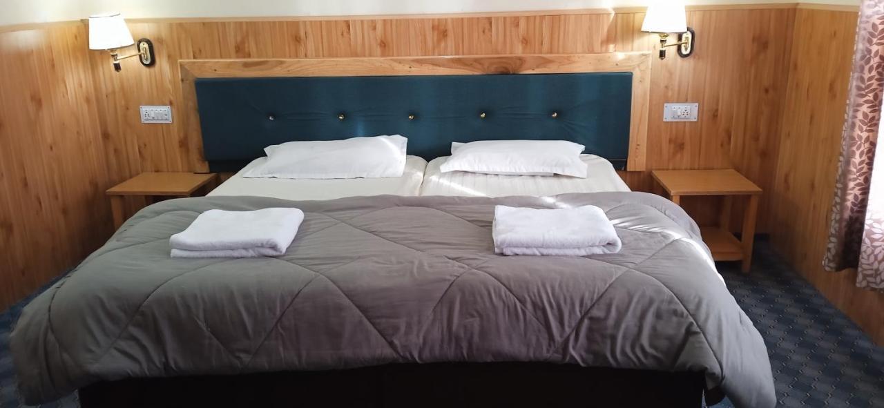 Chandan Guest House เลห์ ภายนอก รูปภาพ